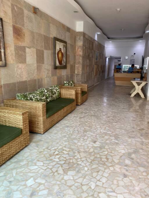 Ap Em Guaruja - 2 Quartos Com Dependencia Exterior photo